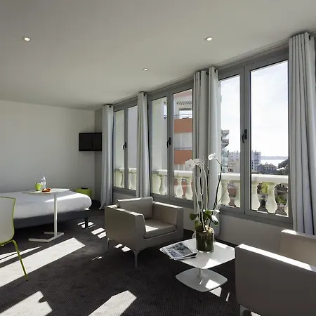 Ibis Styles Antibes Les Pins Отель 3*