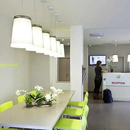 Отель Ibis Styles Antibes Les Pins