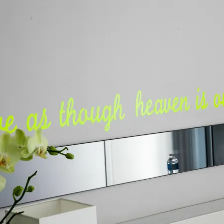 Hotel Ibis Styles Antibes Les Pins 3*