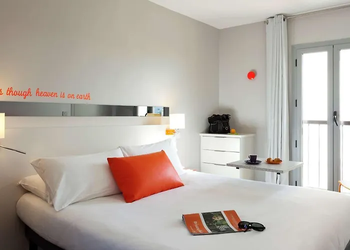 Ibis Styles Antibes Les Pins Hotel 3*